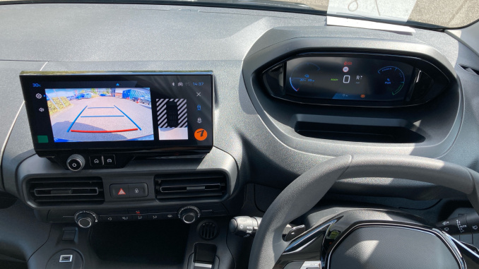 Peugeot Partner E-M 100kW 52kWh Asphalt Van Auto - Image 15